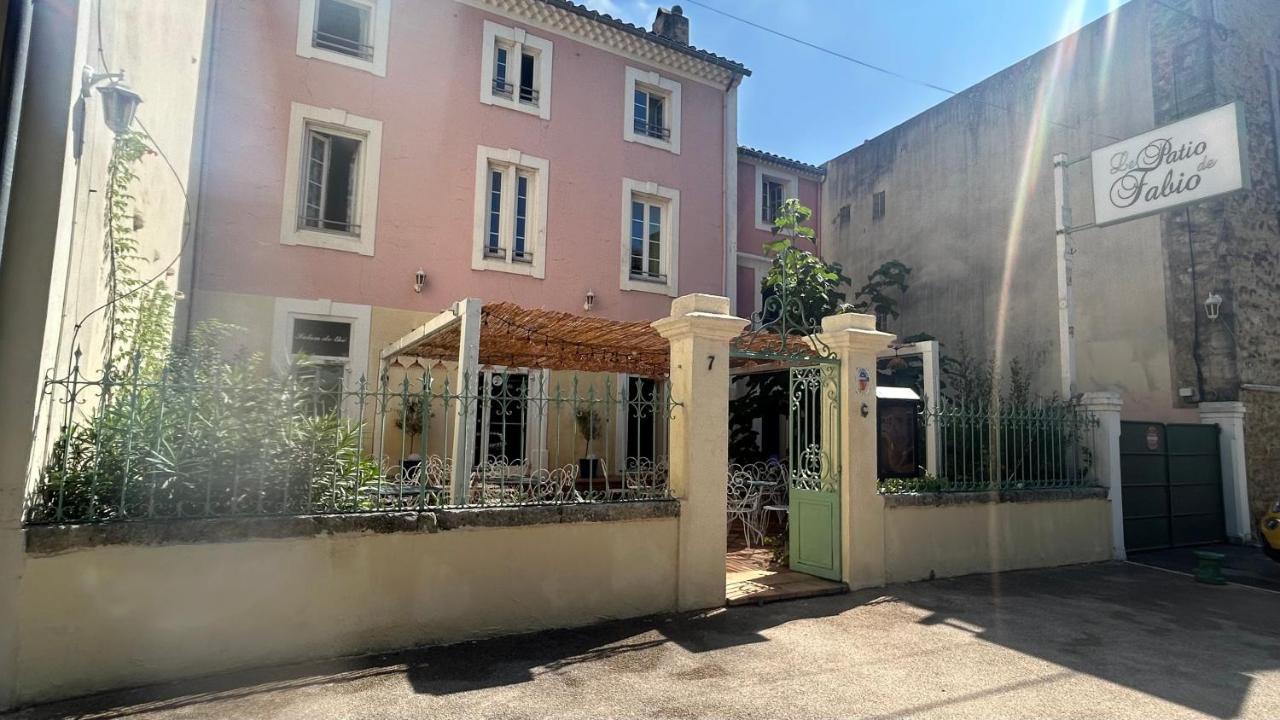 Hotel Le Patio De Fabio Bollène Exterior foto