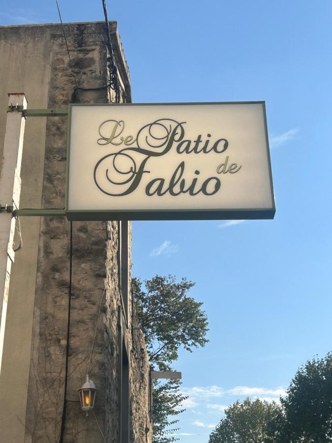 Hotel Le Patio De Fabio Bollène Exterior foto